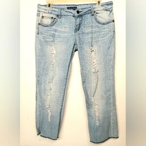Size 11 denim distressed capris
